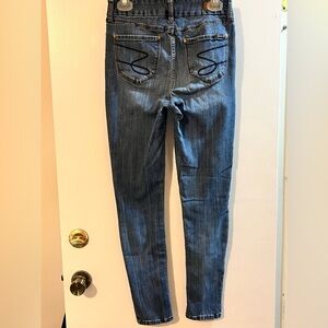Seven7 Jeans size 8